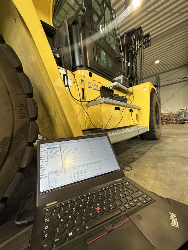 Hyster H12XM-6 mit Cummins-Motor: DPF- und AdBlue-Probleme erfolgreich beseitigt 2 Foto 11.09.26 08 40 54